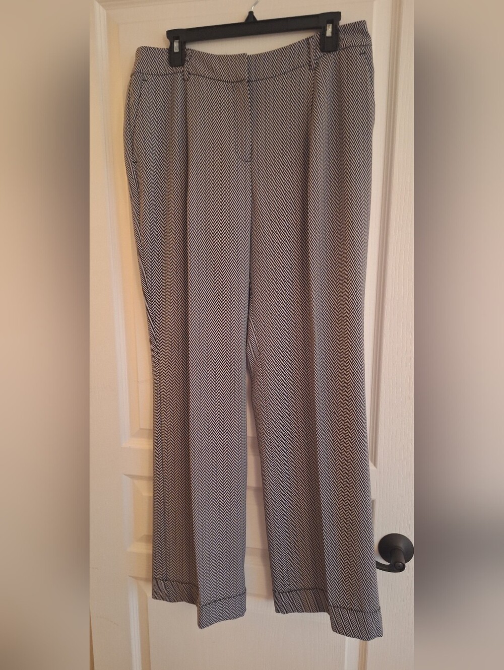 Jones New York Black & White Chevron Dress Pants
